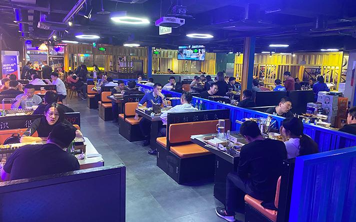 無煙燒烤店生意不好的原因+怎么選擇靠譜的燒烤設備廠家